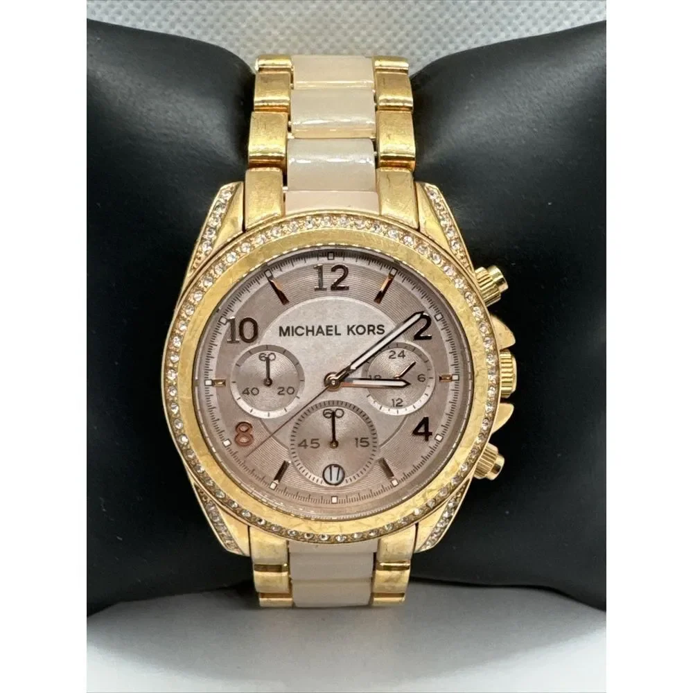 Michael Kors Blair MK5943 Women's Rose Gold-Tone Analog Dial Wrist Watch JNA787